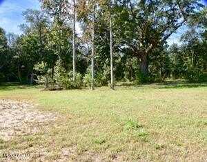 Lot E1 Courtenay Avenue, Pass Christian, MS 39571