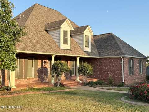 118 Grand Oak Boulevard, Clinton, MS 39056