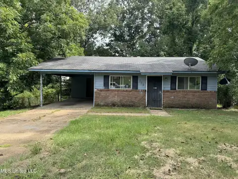 110 W Maple Street, Hazlehurst, MS 39083