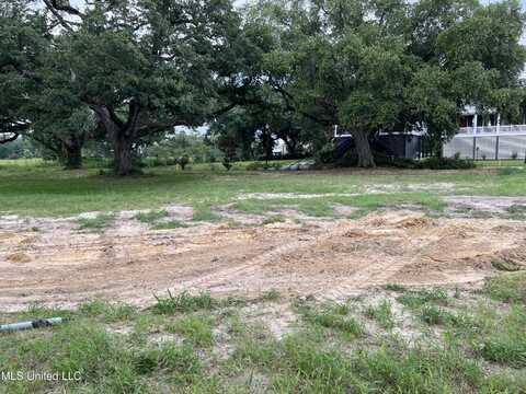 Lot 9 Beau Reve Avenue, Pass Christian, MS 39571