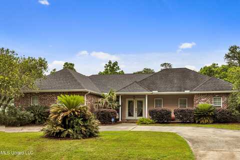 1000 Edna Street, Waveland, MS 39576