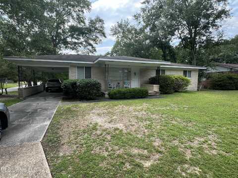 305 Live Oak Street, Ocean Springs, MS 39564