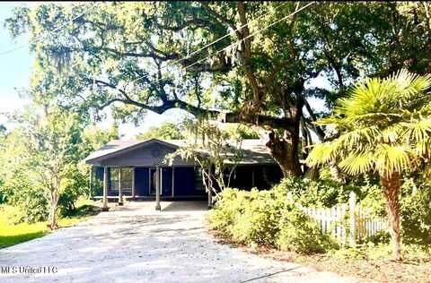 3136 Gulf View Place, Gautier, MS 39553