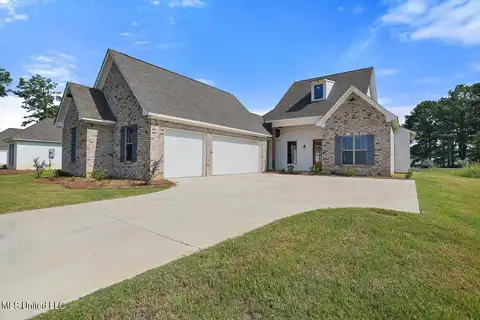 104 Charleston Cove, Madison, MS 39110