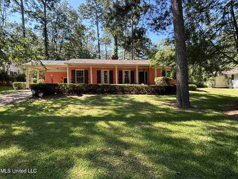 1415 Robert Drive, Jackson, MS 39211