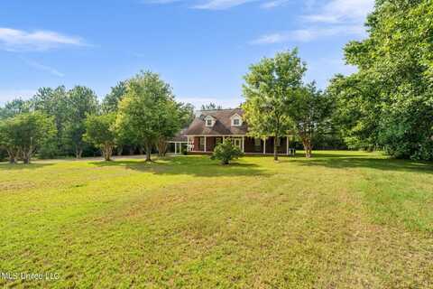 28 Houston Road, Poplarville, MS 39470