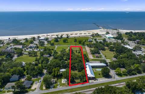 159 16th Street, Gulfport, MS 39507