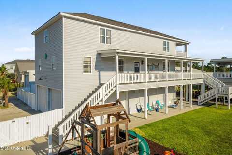 4010 Teal Street, Bay Saint Louis, MS 39520