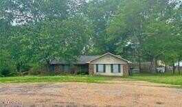 909 Brookford Court, Jackson, MS 39212