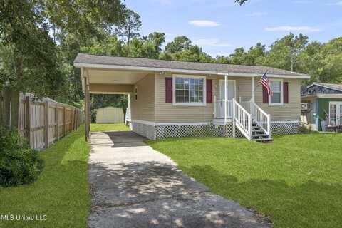 416 Wainwright Street, Waveland, MS 39576