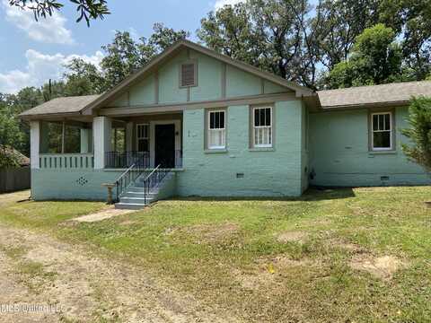 435 W Alta Woods Boulevard, Jackson, MS 39204