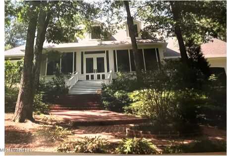 1063 Robinson Springs Road, Madison, MS 39110