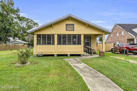 412 Easterbrook Street, Bay Saint Louis, MS 39520