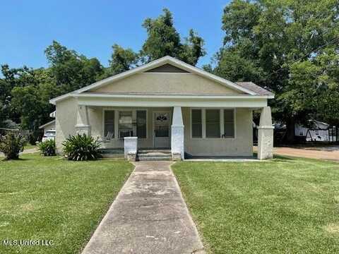 805 Lee Avenue, Crystal Springs, MS 39059