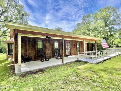 1070 E Poplar Street, Georgetown, MS 39078