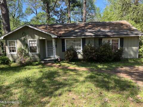 108 Pinecrest Circle, Jackson, MS 39204