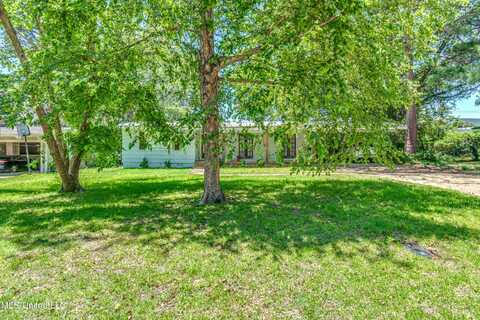 3965 Berkley Drive, Jackson, MS 39211