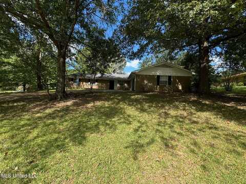 1201 Manchester Drive, Clinton, MS 39056