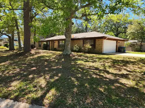 1643 Mary Ann Drive, Gautier, MS 39553