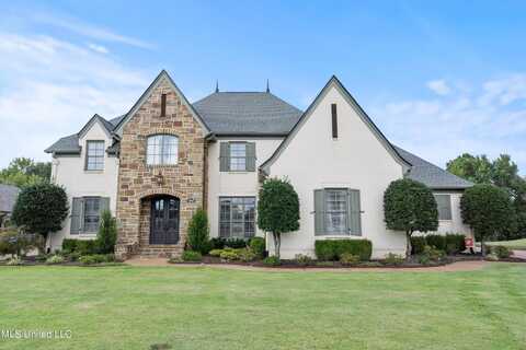 4733 E Robinson Loop, Olive Branch, MS 38654