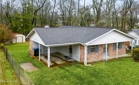 113 Woodland Drive, Lucedale, MS 39452