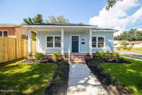 135 Saint John Avenue, Biloxi, MS 39530