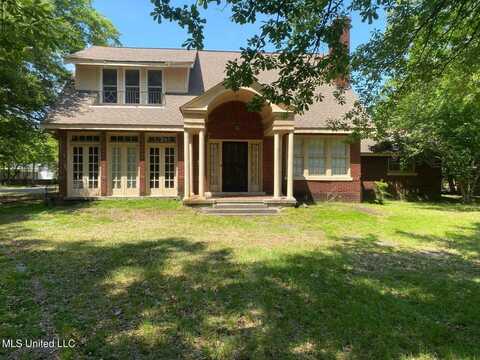 537 W 2nd Street, Clarksdale, MS 38614