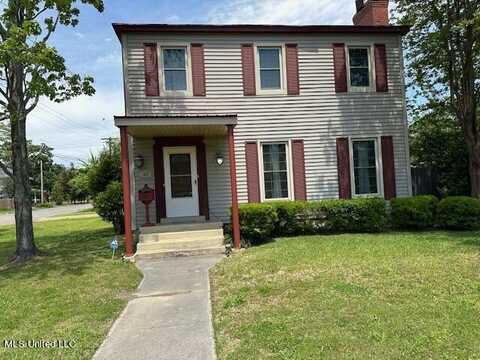 129 Elm Avenue, Clarksdale, MS 38614