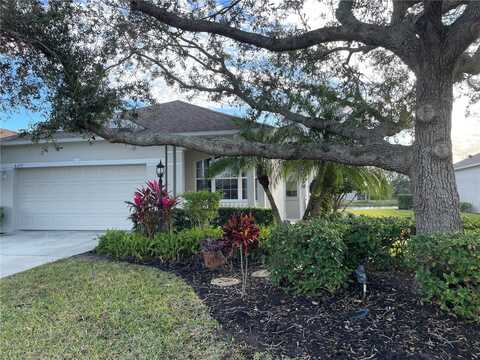 6329 ROBIN COVE, LAKEWOOD RANCH, FL 34202