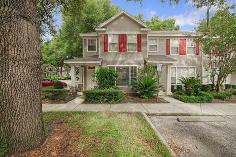 203 GOLDEN POND COURT, VALRICO, FL 33594