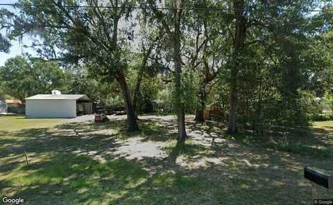 710 N HENDRY AVENUE N, FORT MEADE, FL 33841