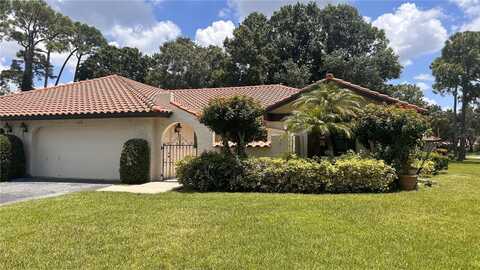 5489 GOLF POINTE DRIVE, SARASOTA, FL 34243