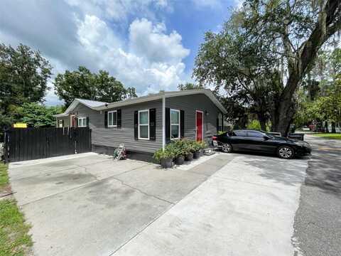 9304 ASHLEY OAKS COURT, TAMPA, FL 33610