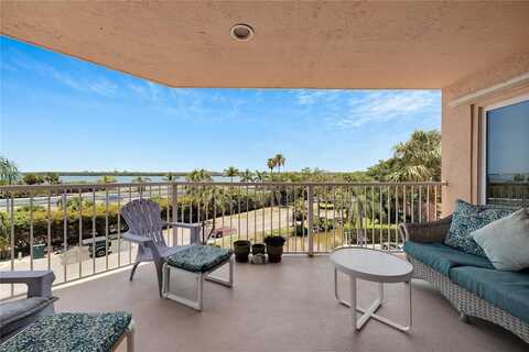 7430 SUNSHINE SKYWAY LANE S, SAINT PETERSBURG, FL 33711