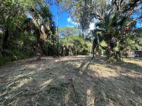 11155 W CEDAR LAKE DRIVE, CRYSTAL RIVER, FL 34428