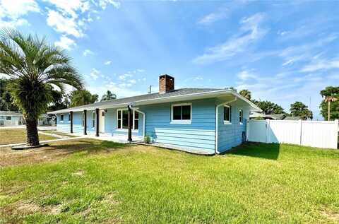 930 CR 457A, LAKE PANASOFFKEE, FL 33538