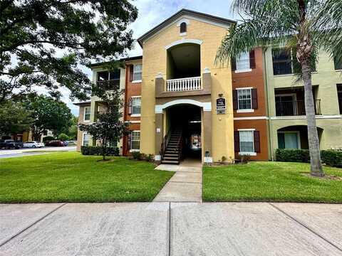 713 CREST PINES DRIVE, ORLANDO, FL 32828