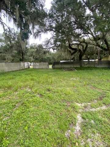 THOMAS AVENUE, LEESBURG, FL 34748