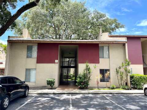 8628 TAHOE COURT, TAMPA, FL 33614