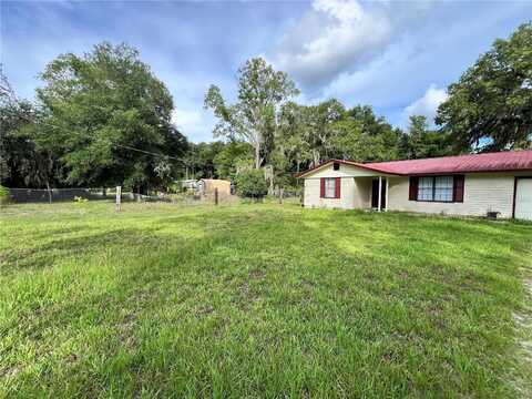 401 3RD AVENUE, SATSUMA, FL 32189