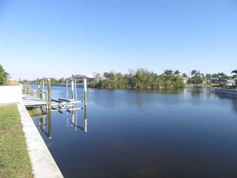 9572 SINGER CIRCLE, PORT CHARLOTTE, FL 33981