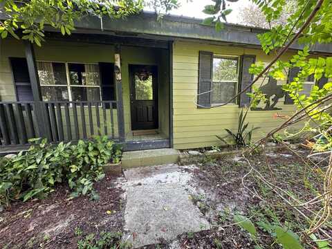 42225 SAINT CLAIRE LAKE DRIVE, DELAND, FL 32720