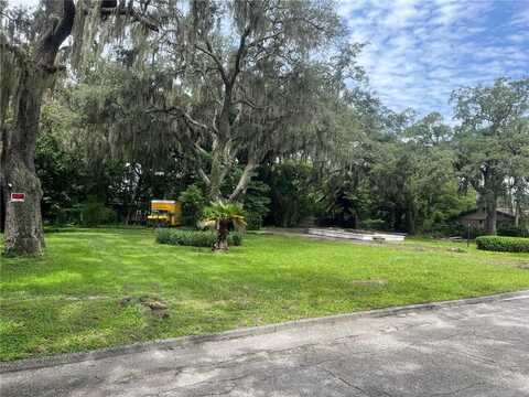 8108 N 39TH STREET, TAMPA, FL 33604