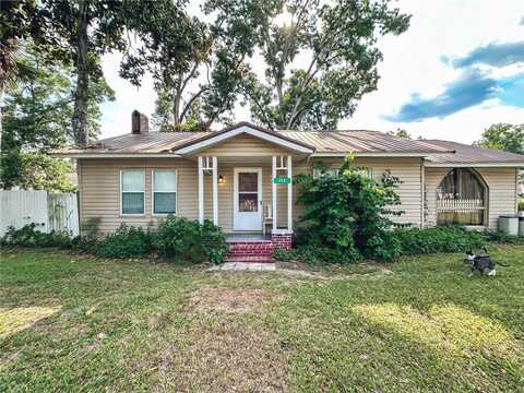 204 S FLETCHER AVENUE, MAYO, FL 32066