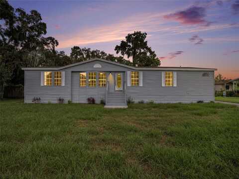 9155 WOOD TERRACE DRIVE, TAMPA, FL 33637