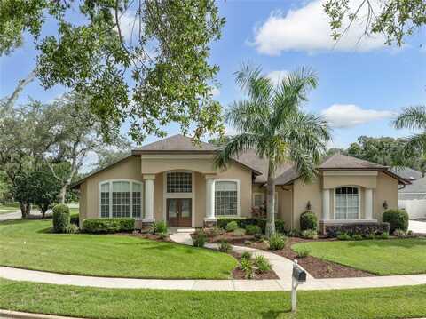 824 ROYALWOOD LANE, OVIEDO, FL 32765