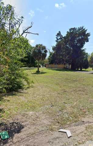 623 FITZHUGH AVENUE, PUNTA GORDA, FL 33950