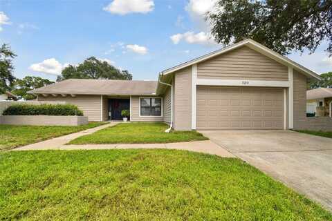 520 MERAVAN DRIVE, PALM HARBOR, FL 34683