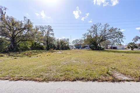 517 6TH AVE E, BRADENTON, FL 34208