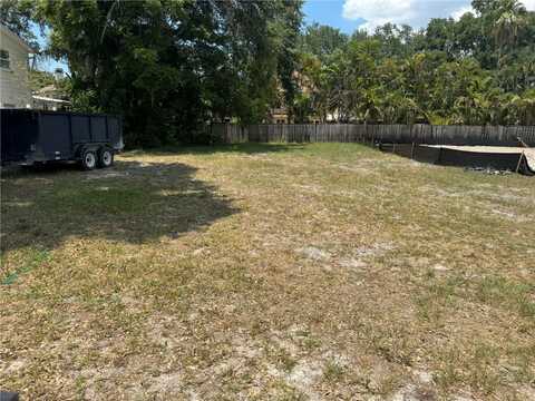 12523 83RD AVENUE N, SEMINOLE, FL 33772